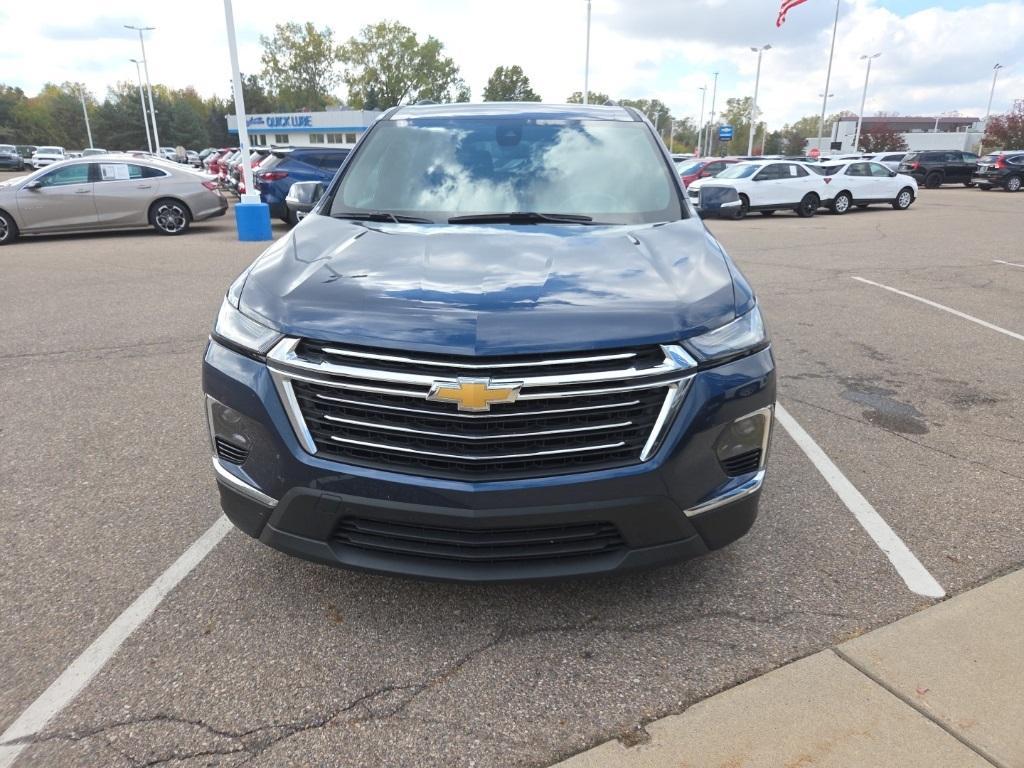 used 2023 Chevrolet Traverse car, priced at $33,400