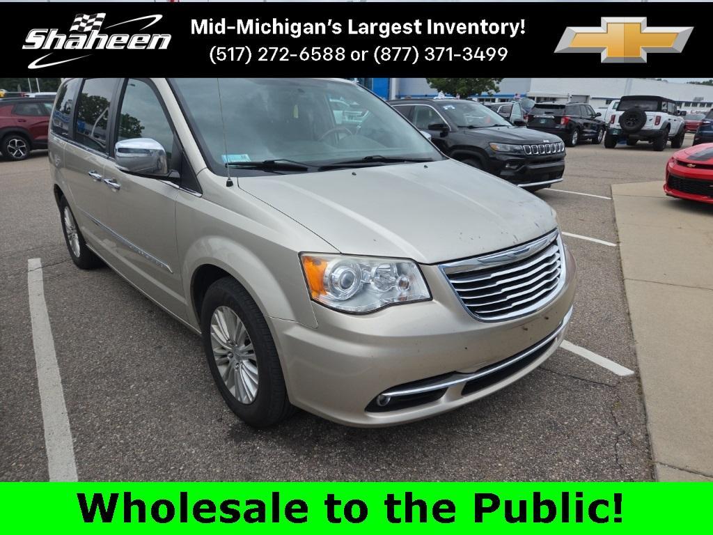 used 2014 Chrysler Town & Country car, priced at $7,995