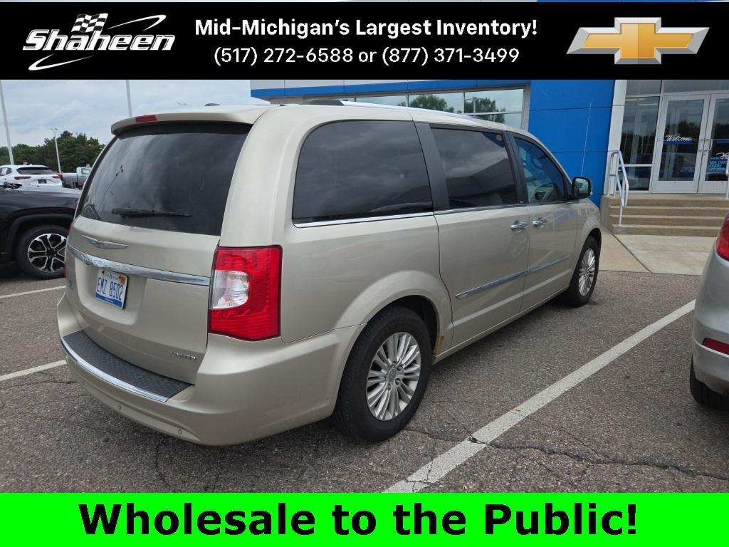 used 2014 Chrysler Town & Country car, priced at $7,995
