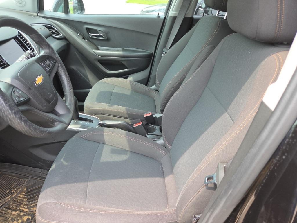 used 2022 Chevrolet Trax car, priced at $17,200
