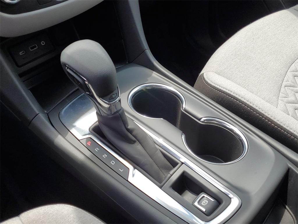 used 2023 Chevrolet Equinox car, priced at $22,200
