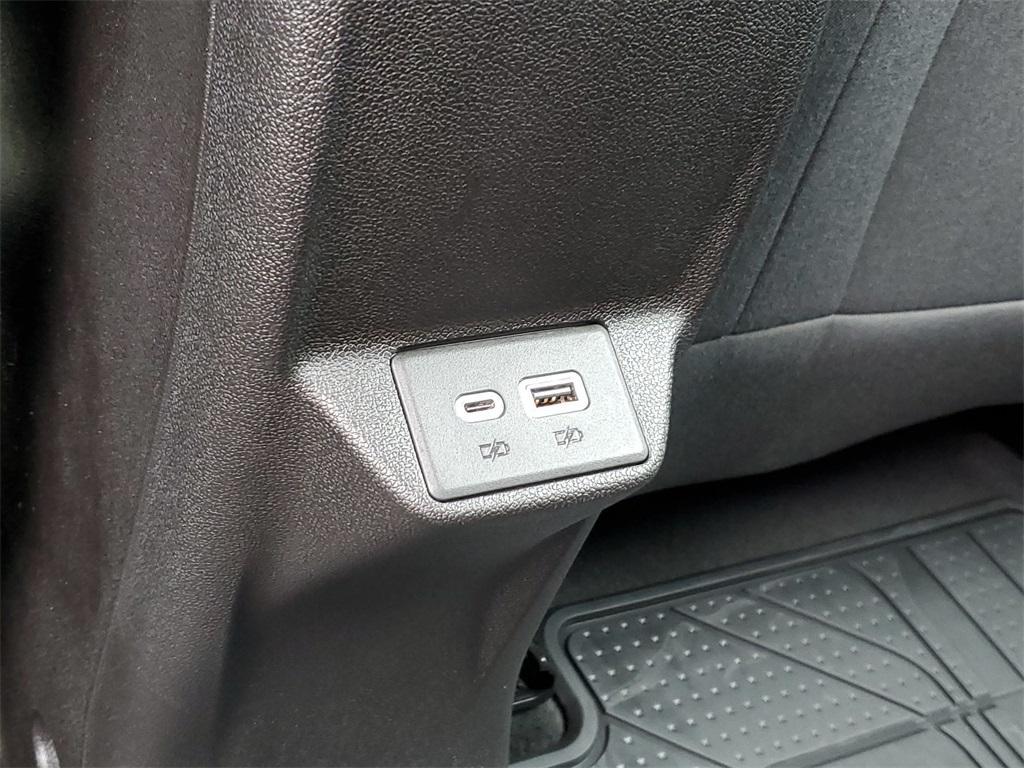used 2023 Chevrolet Bolt EUV car, priced at $18,000