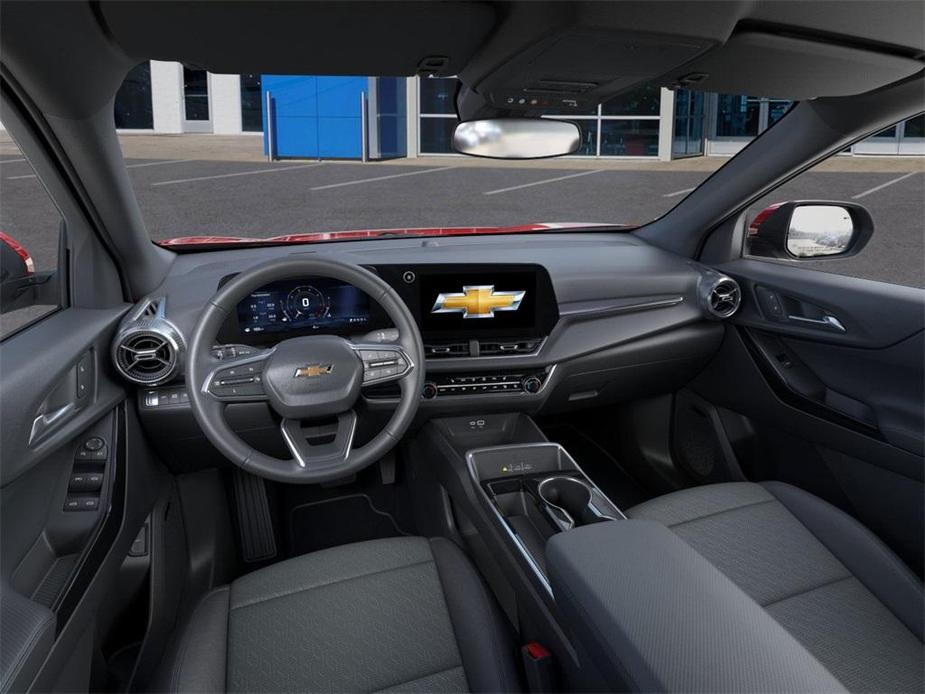 new 2025 Chevrolet Equinox car, priced at $32,030