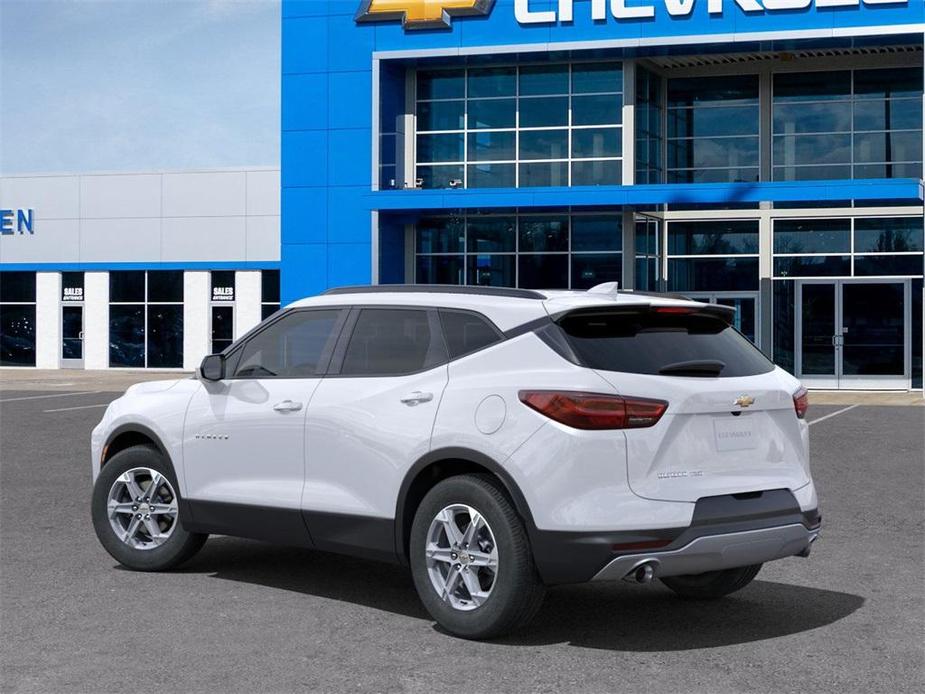 new 2025 Chevrolet Blazer car, priced at $38,589