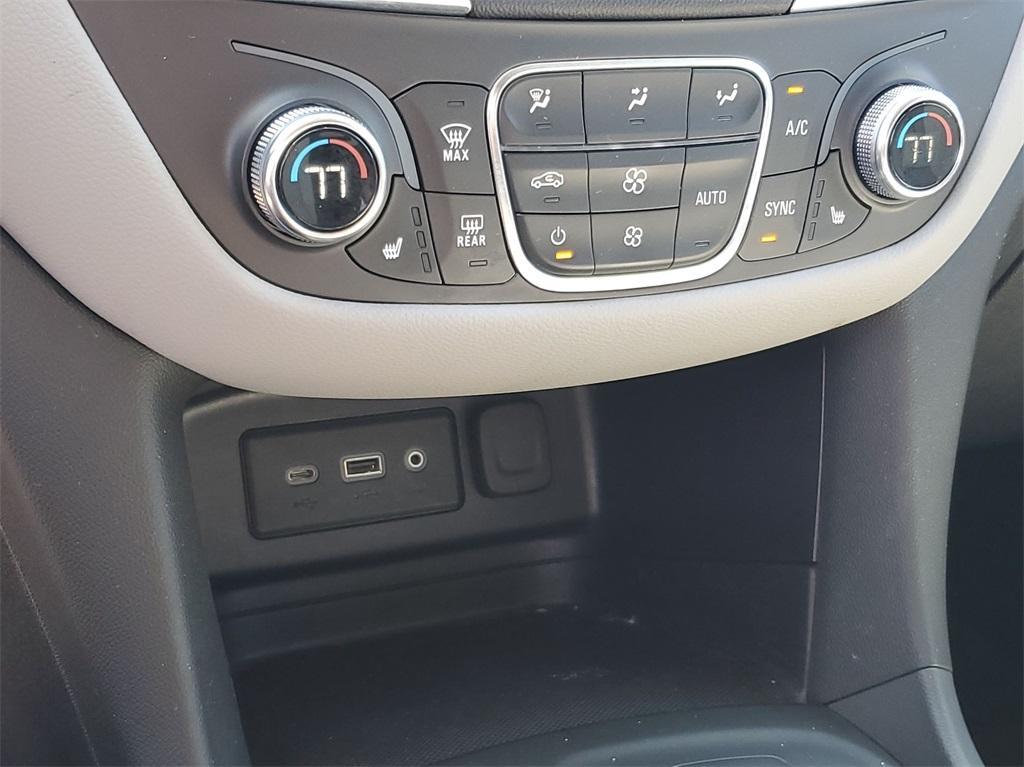 used 2022 Chevrolet Equinox car, priced at $22,500