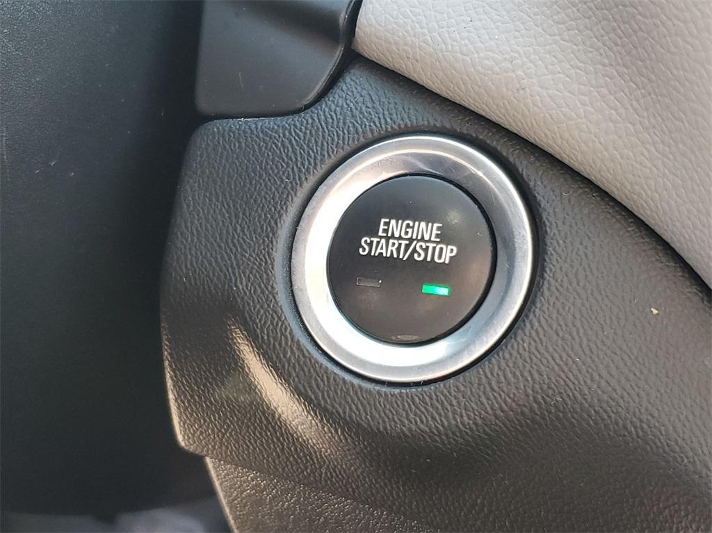 used 2022 Chevrolet Equinox car, priced at $22,500