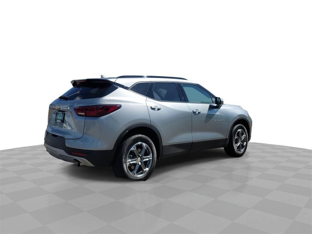 used 2025 Chevrolet Blazer car, priced at $29,100