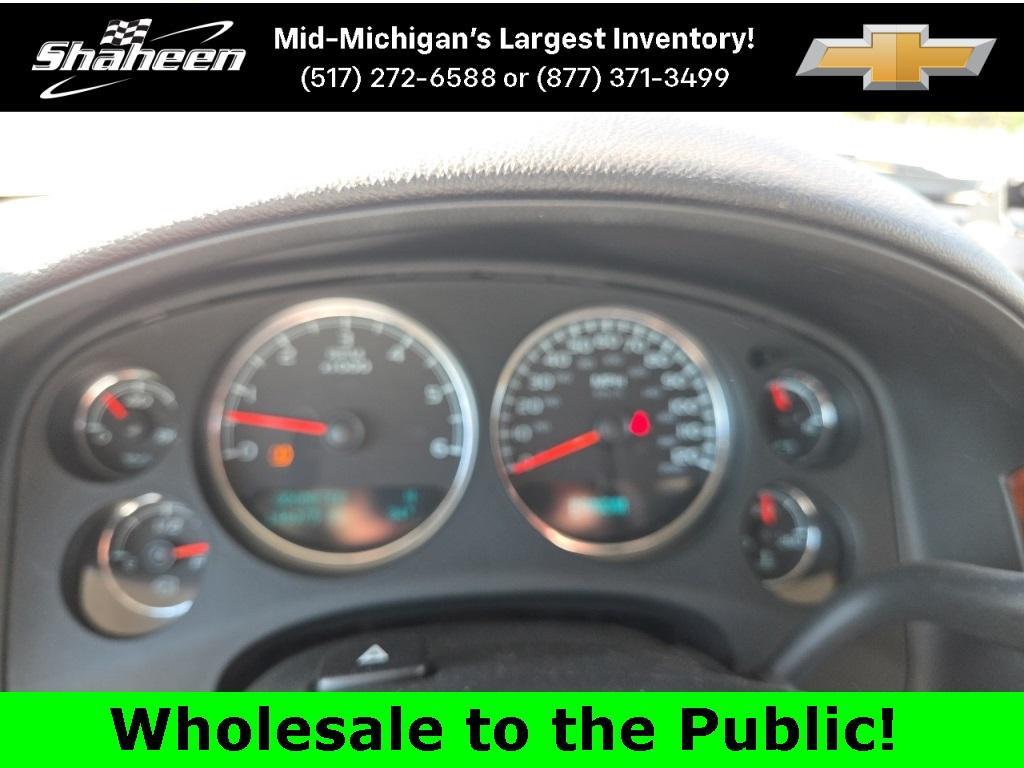 used 2011 Chevrolet Avalanche car, priced at $11,995