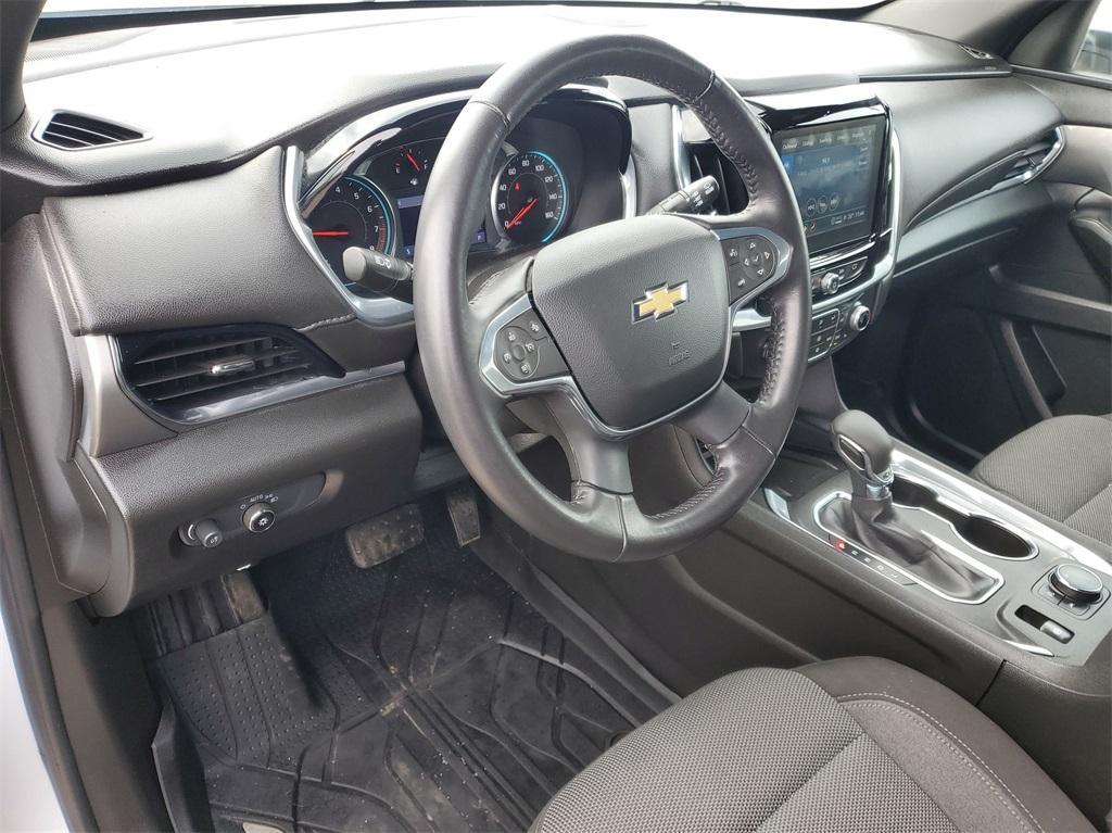 used 2022 Chevrolet Traverse car, priced at $26,900