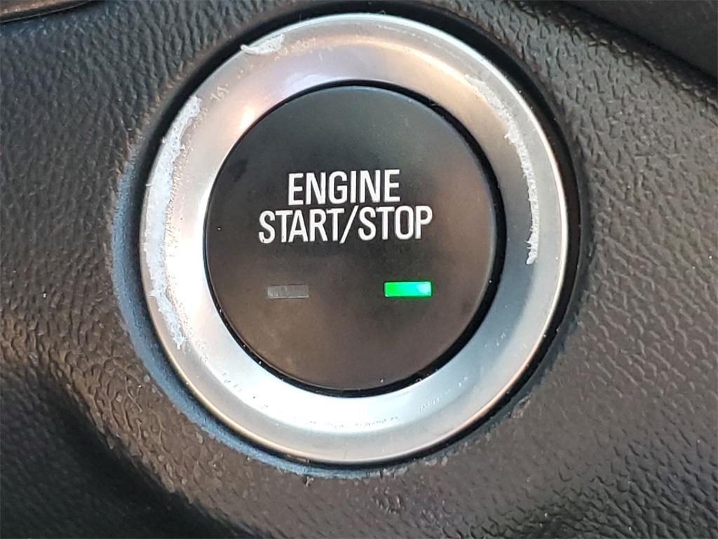 used 2022 Chevrolet Equinox car, priced at $21,997
