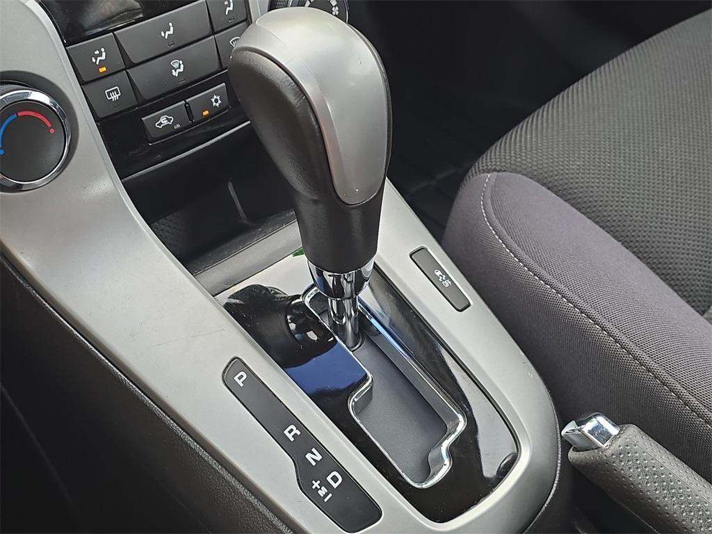 used 2013 Chevrolet Cruze car, priced at $8,950