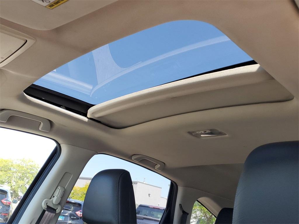 used 2015 Honda CR-V car, priced at $16,300
