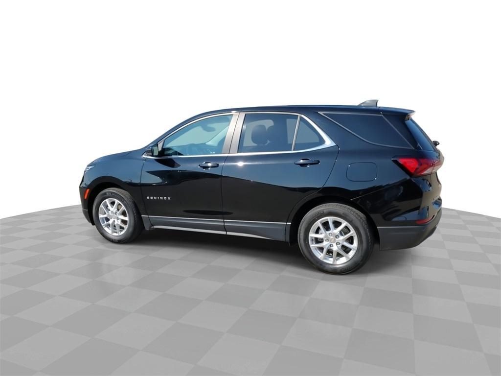 used 2022 Chevrolet Equinox car, priced at $22,700