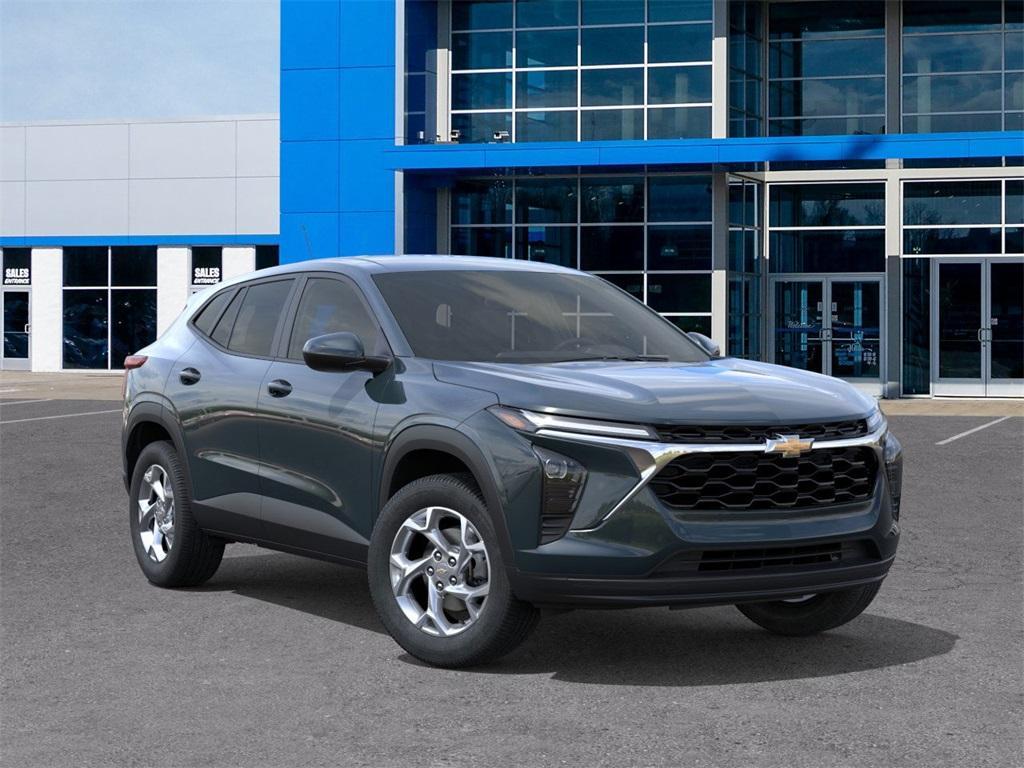 new 2025 Chevrolet Trax car, priced at $21,536