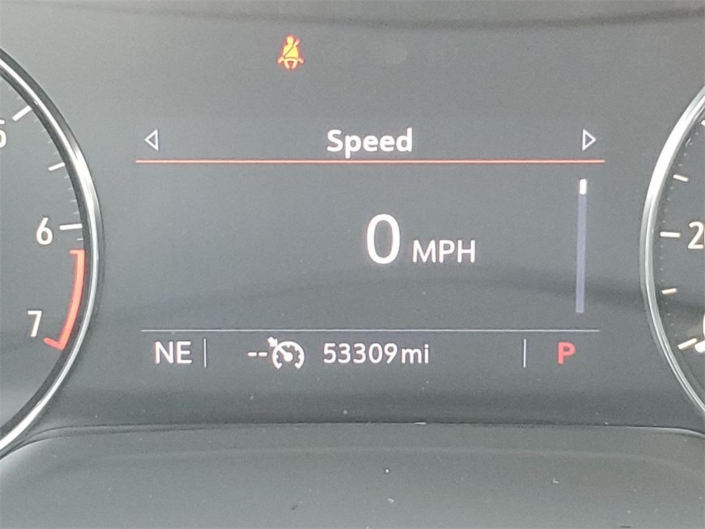 used 2022 Buick Envision car, priced at $23,500