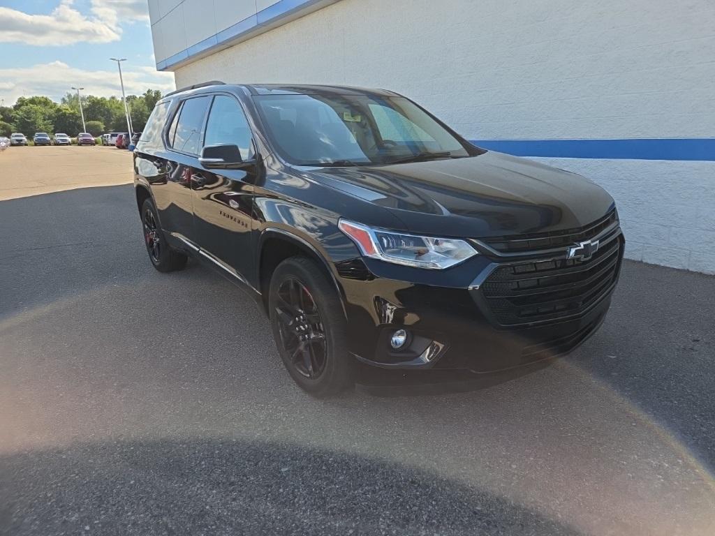 used 2021 Chevrolet Traverse car, priced at $33,950
