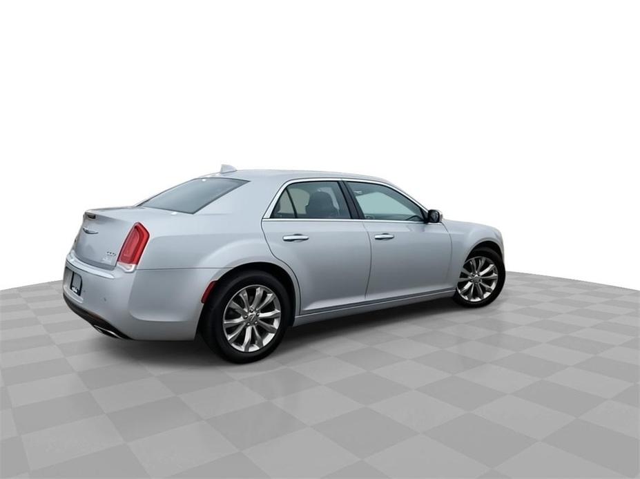 used 2019 Chrysler 300 car, priced at $20,400