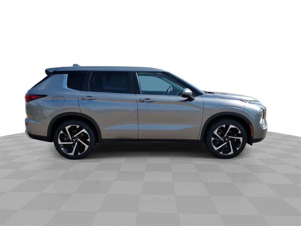 used 2022 Mitsubishi Outlander car, priced at $22,200