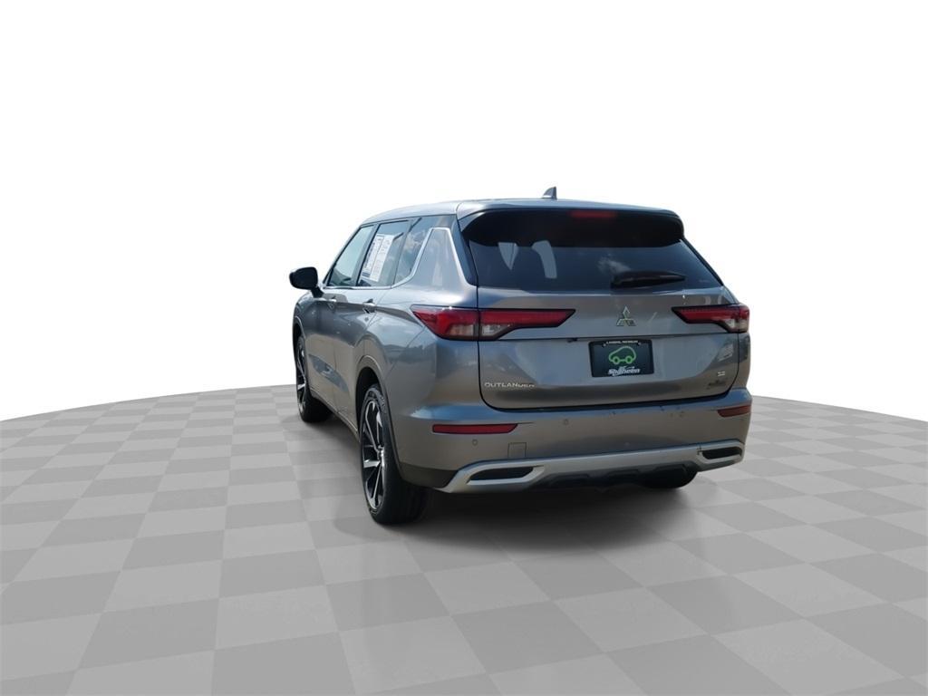 used 2022 Mitsubishi Outlander car, priced at $22,200