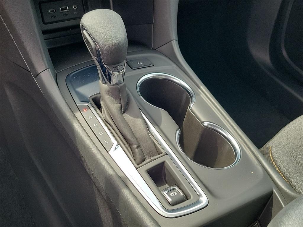 used 2022 Chevrolet Equinox car, priced at $21,600