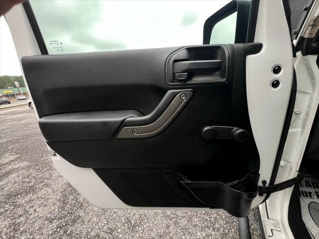 used 2014 Jeep Wrangler Unlimited car, priced at $14,995