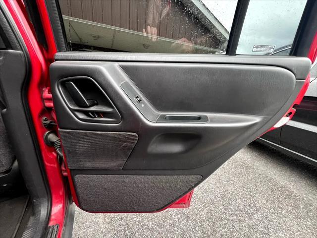 used 1999 Jeep Grand Cherokee car, priced at $4,995