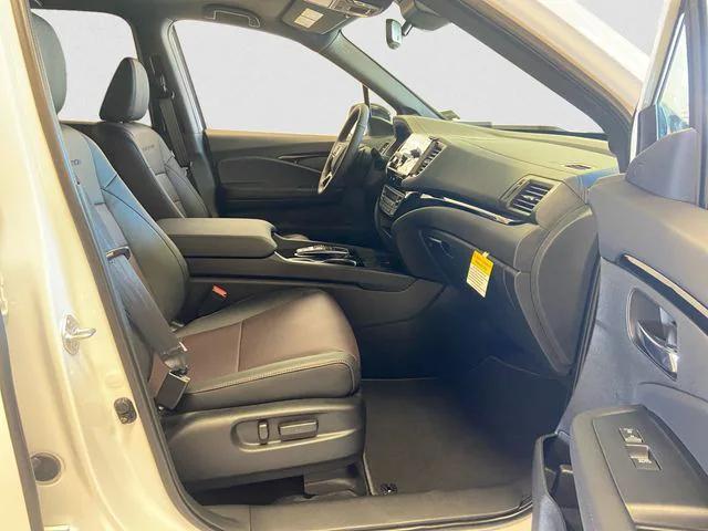 new 2025 Honda Ridgeline car, priced at $48,655