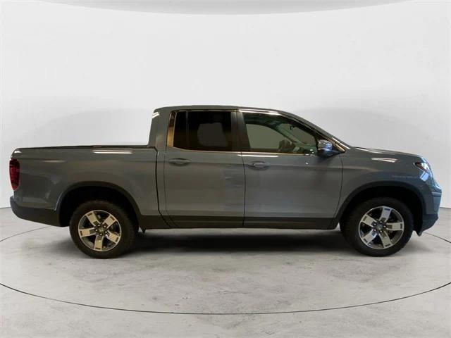 new 2025 Honda Ridgeline car, priced at $43,780