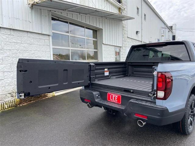 new 2025 Honda Ridgeline car, priced at $47,600