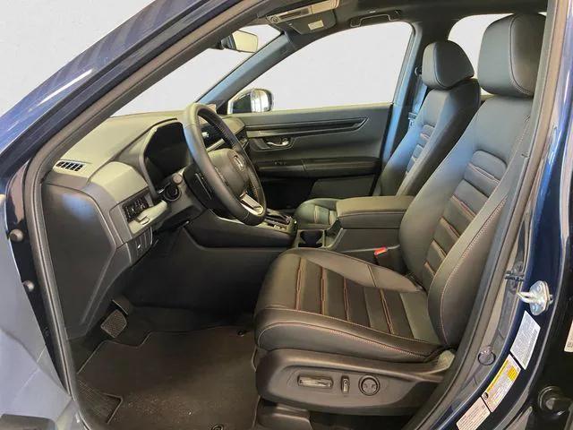 new 2026 Honda CR-V Hybrid car, priced at $41,675