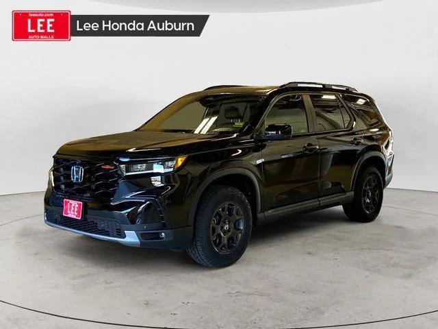 new 2025 Honda Pilot car, priced at $50,895