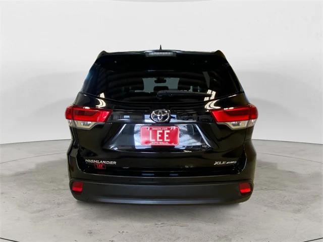 used 2019 Toyota Highlander car, priced at $26,999