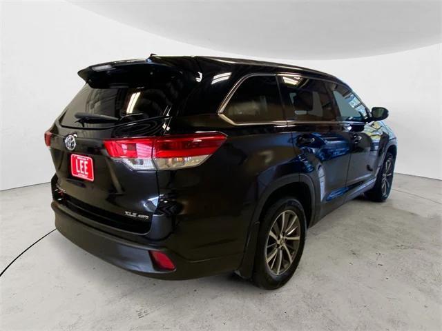 used 2019 Toyota Highlander car, priced at $26,999