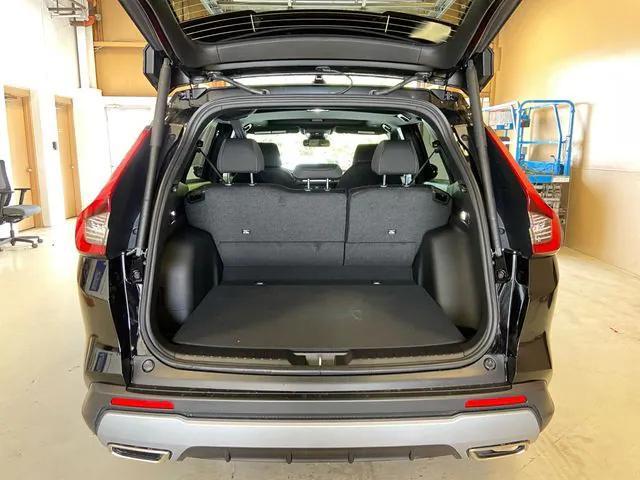 new 2026 Honda CR-V Hybrid car, priced at $39,250