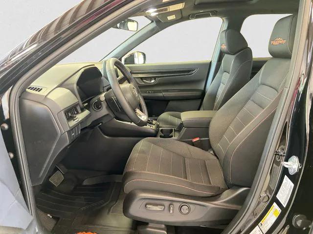 new 2026 Honda CR-V Hybrid car, priced at $39,250