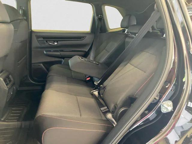 new 2026 Honda CR-V Hybrid car, priced at $39,250