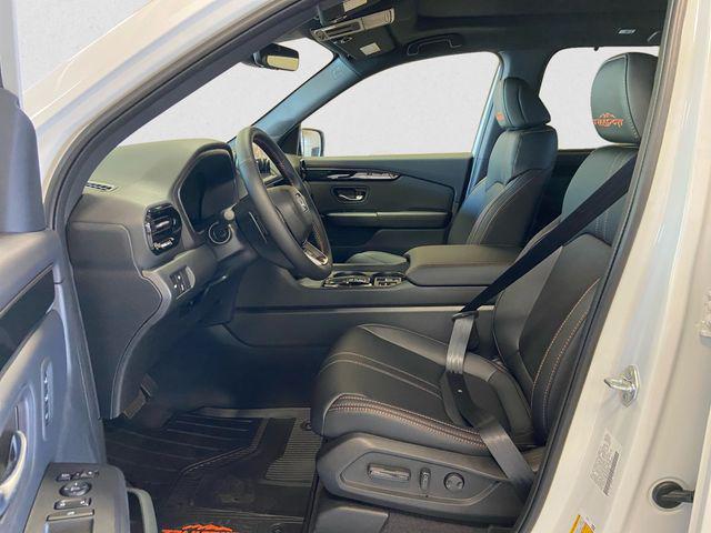 new 2025 Honda Pilot car, priced at $51,350