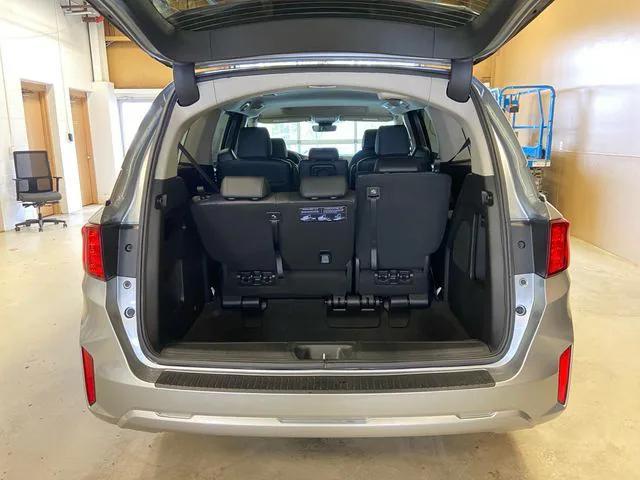 new 2026 Honda Odyssey car, priced at $44,290