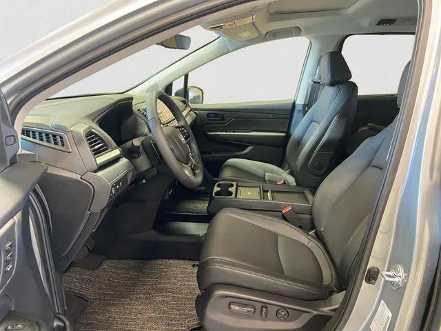 new 2026 Honda Odyssey car, priced at $44,290