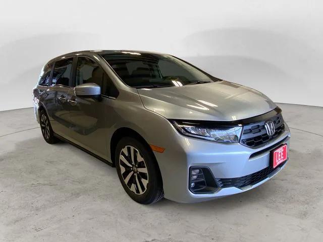 new 2026 Honda Odyssey car, priced at $44,290