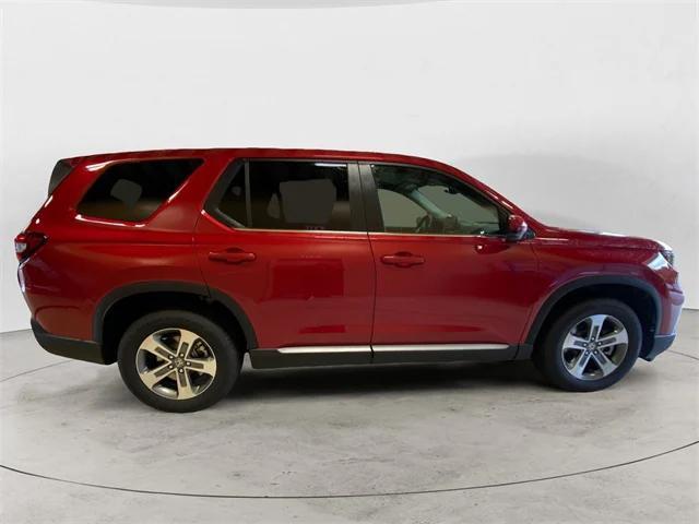 new 2025 Honda Pilot car, priced at $45,990