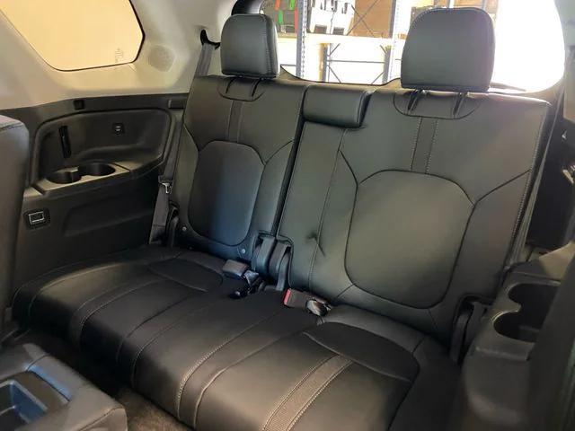 new 2025 Honda Pilot car, priced at $51,095