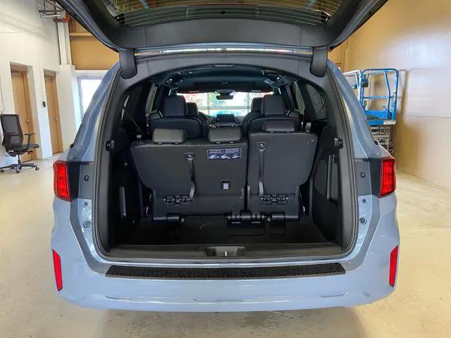 new 2026 Honda Odyssey car, priced at $43,990