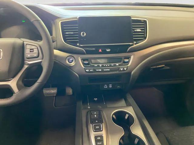 new 2025 Honda Ridgeline car, priced at $41,350