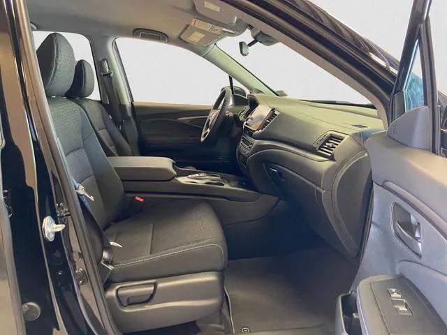 new 2025 Honda Ridgeline car, priced at $41,350