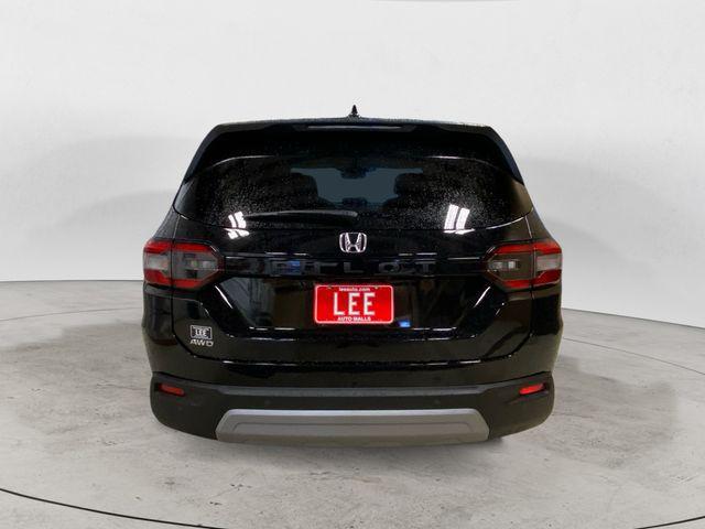 new 2025 Honda Pilot car, priced at $47,095