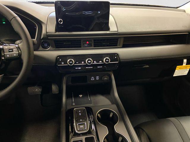 new 2025 Honda Pilot car, priced at $47,095