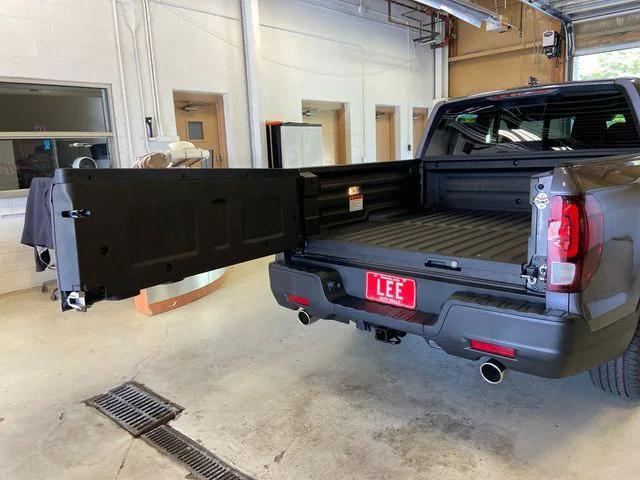 new 2025 Honda Ridgeline car, priced at $41,958