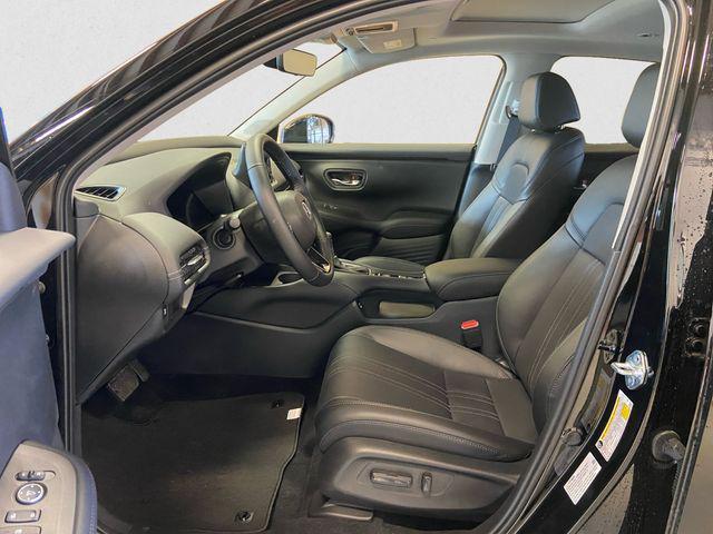 new 2025 Honda HR-V car, priced at $32,395