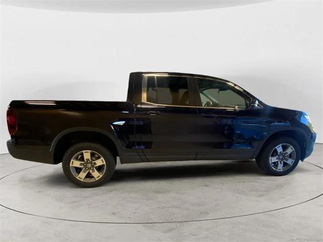 new 2025 Honda Ridgeline car, priced at $43,900